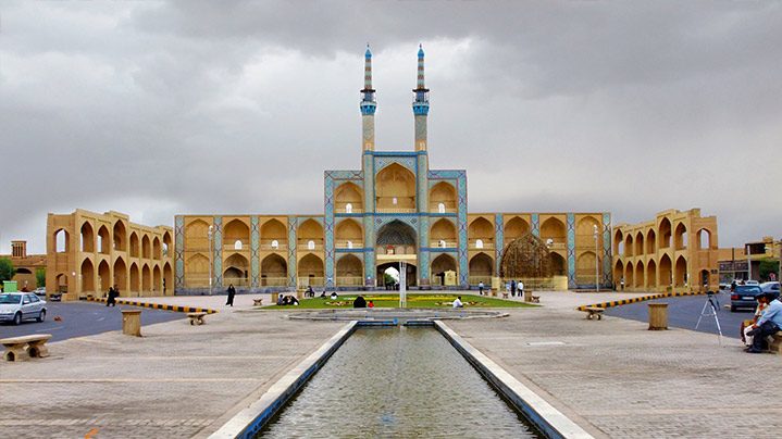 تامین آب و ساماندهی اتباع بیگانه/حاشیه نشینی مدیریت شود تامین آب و ساماندهی اتباع بیگانه/حاشیه نشینی مدیریت شود