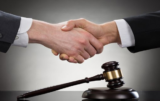 صلح و سازش در پرونده ۸ میلیارد ریالی/ اثر صلح و سازش در کاهش آسیب‌های اجتماعی است