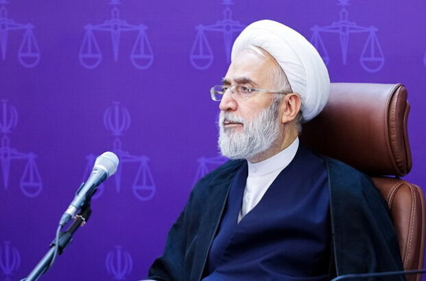 دادستان کل کشور در معارفه دادستان یزد:نباید در برابر نقض حرمت احکام دینی منفعل عمل کنیم