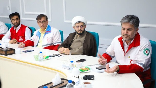 استاندار یزد: درآمد پایدار برای جمعیت هلال احمر ضروری است
