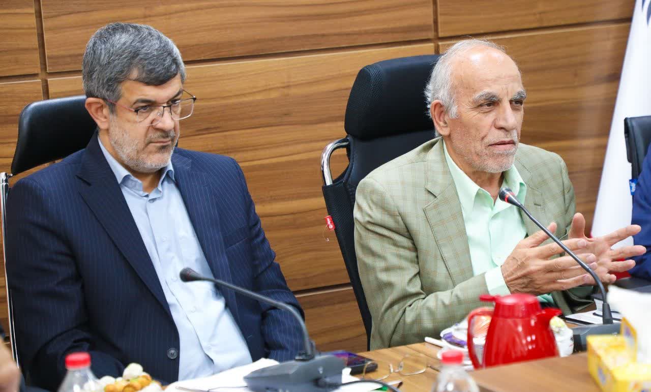 آغاز فرایند انتقال بارهای دولتی به بندر خشک پیشگامان یزد
