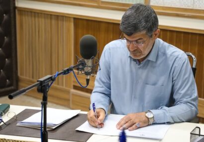 استاندار یزد: هنر تئاتر نقش مهمی در فرهنگ سازی دارد