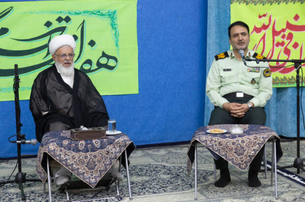 امام جمعه یزد: برخورد شایسته با مردم کلید موفقیت نیروی انتظامی است