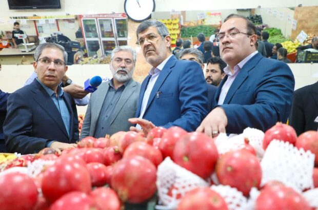 استاندار یزد: با گرانفروشی برخورد میکنیم استاندار یزد: با گرانفروشی برخورد میکنیم