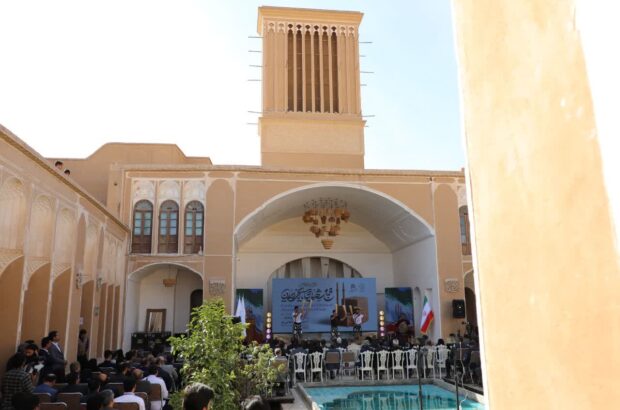 عضویت ۲۱ شهر دیگر در مجمع شهرهای تاریخی ایران/کرمان میزبان سومین اجلاسیه شد