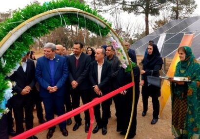افتتاح ۶۰۰ کیلووات نیروگاه خورشیدی ویژه معلولان در یزد افتتاح ۶۰۰ کیلووات نیروگاه خورشیدی ویژه معلولان در یزد