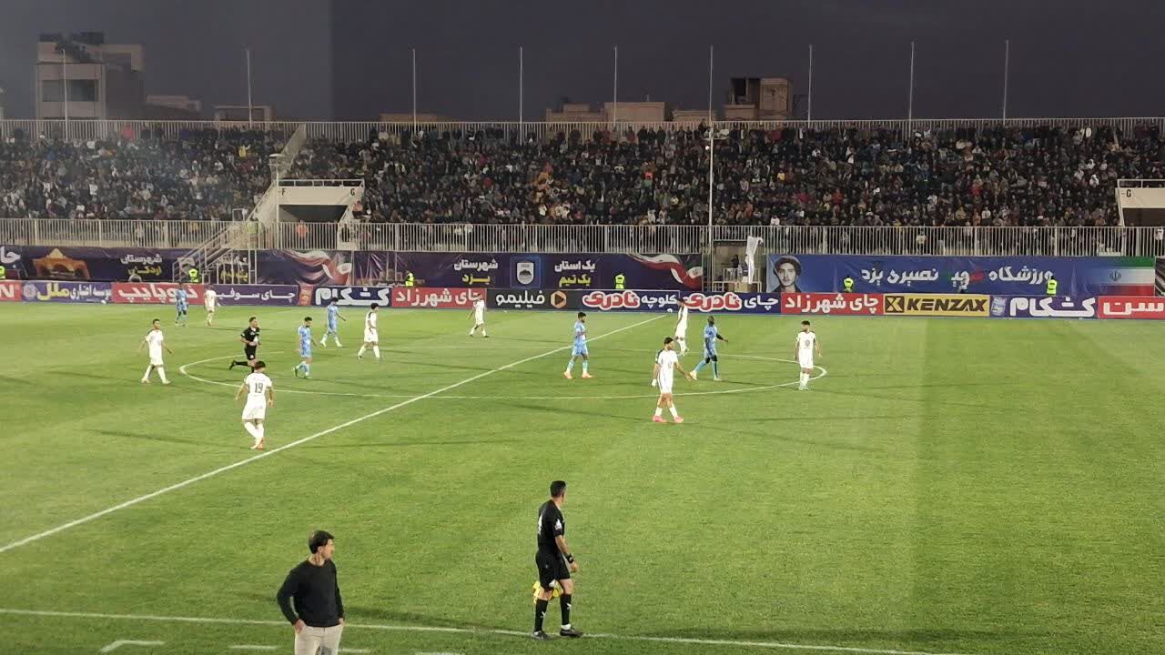 لیگ برتر فوتبال/تساوی چادرملو و ذوب آهن لیگ برتر فوتبال/تساوی چادرملو و ذوب آهن