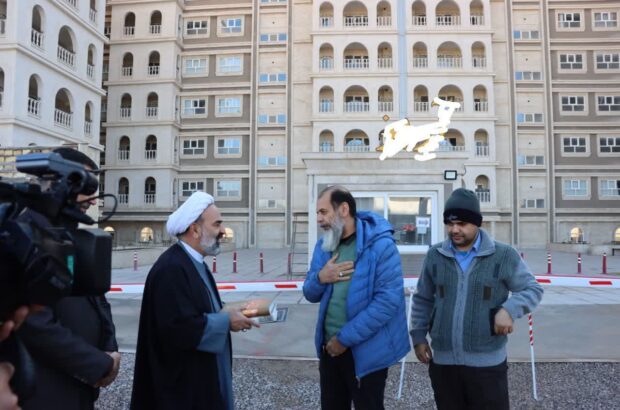 مدیرکل فرهنگ و ارشاد یزد: زبان فارسی، هویت ملی است